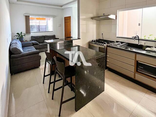 #98 - Casa para Venda em Pindamonhangaba - SP