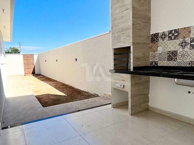 #11 - Casa para Venda em Pindamonhangaba - SP