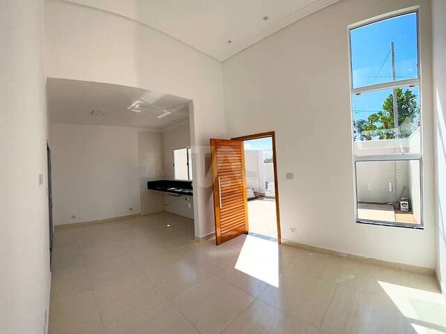 #11 - Casa para Venda em Pindamonhangaba - SP