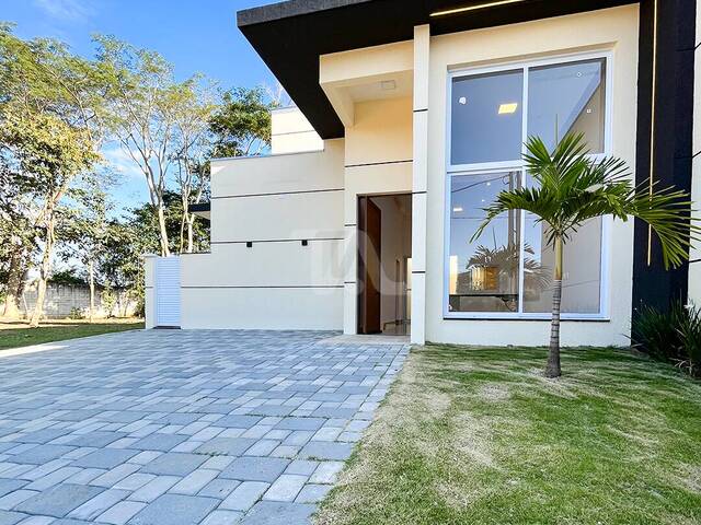 #227 - Casa para Venda em Pindamonhangaba - SP