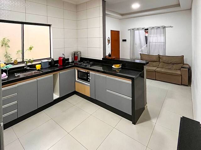 #156 - Casa para Venda em Pindamonhangaba - SP