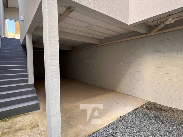 #231 - Casa para Venda em Pindamonhangaba - SP