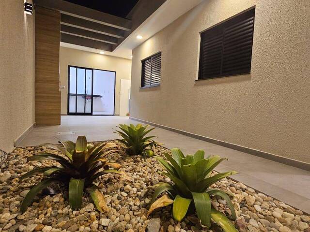 #185 - Casa para Venda em Pindamonhangaba - SP - 1