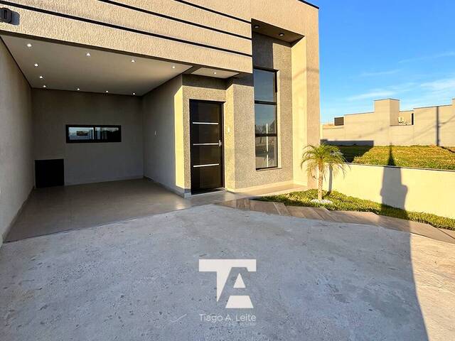 #239 - Casa para Venda em Pindamonhangaba - SP - 2