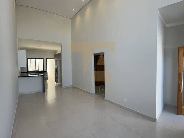 #93 - Casa para Venda em Pindamonhangaba - SP - 2