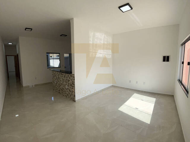 #94 - Casa para Venda em Pindamonhangaba - SP - 2