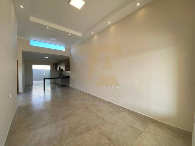 #95 - Casa em condomínio para Venda em Pindamonhangaba - SP