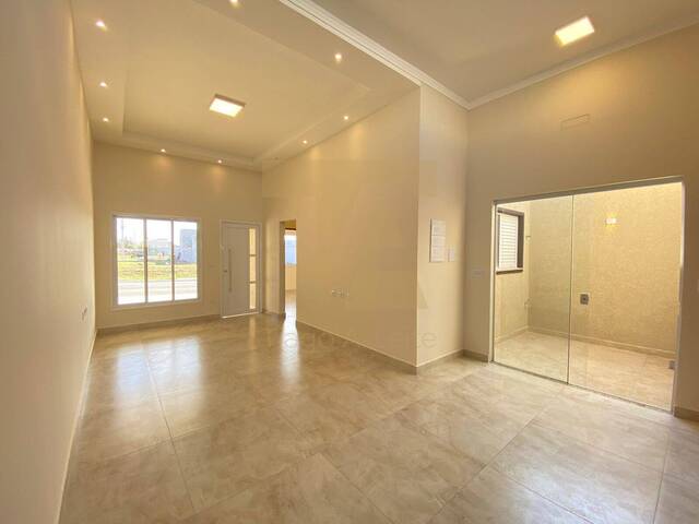 #95 - Casa em condomínio para Venda em Pindamonhangaba - SP