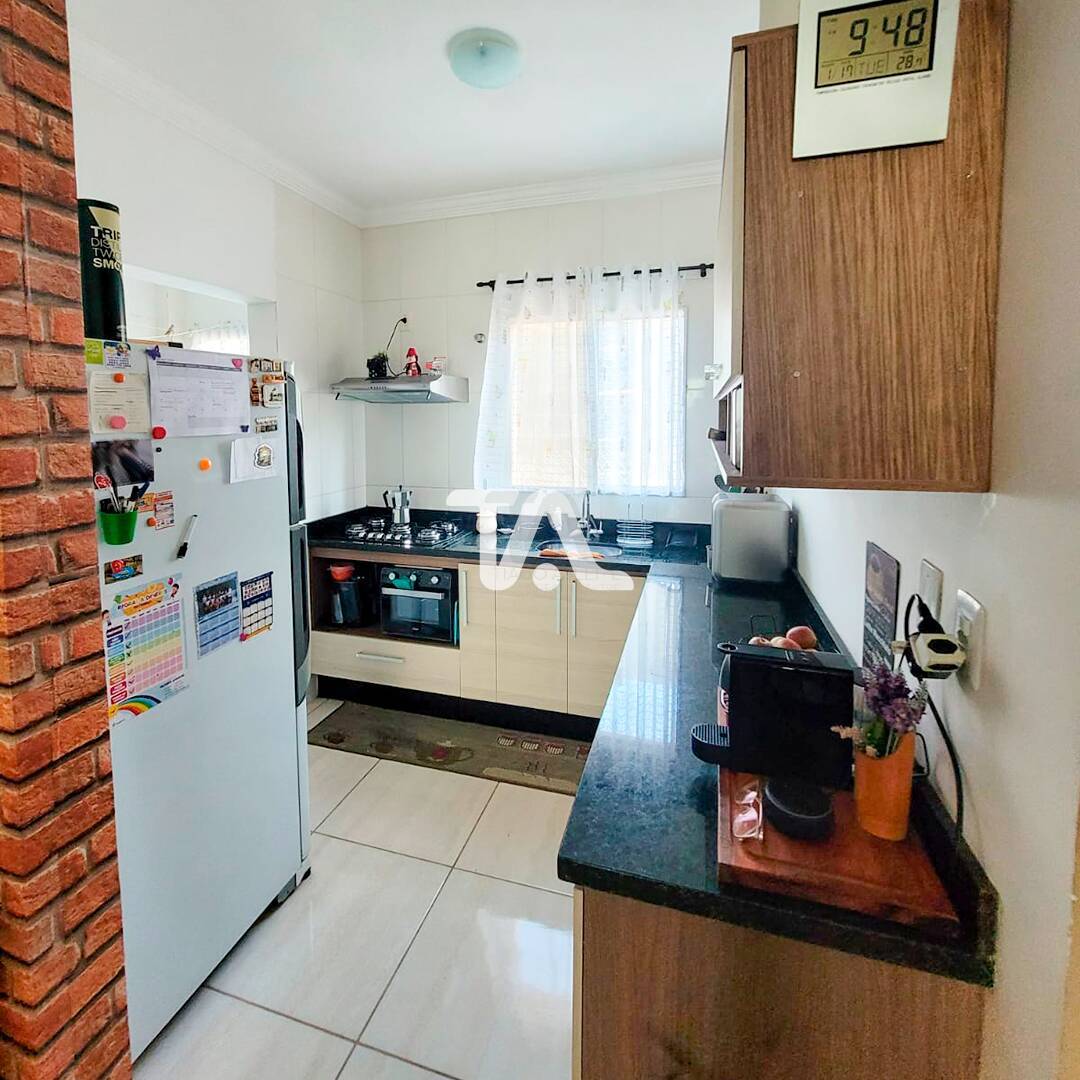 Apartamento à venda com 2 quartos, 71m² - Foto 4
