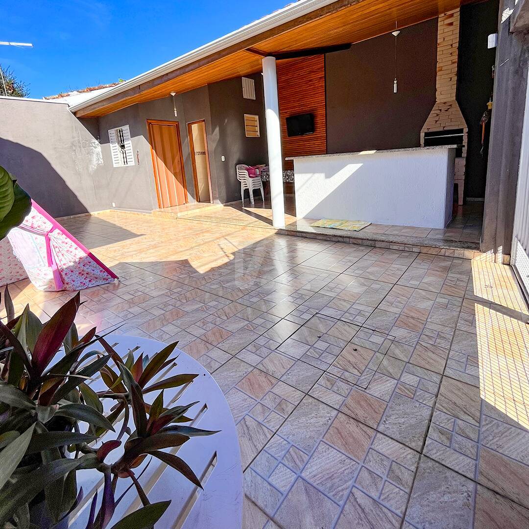 Casa, 3 quartos, 167 m² - Foto 1