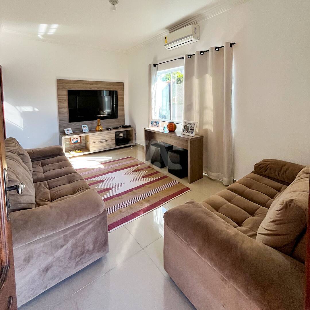 Casa, 3 quartos, 167 m² - Foto 2