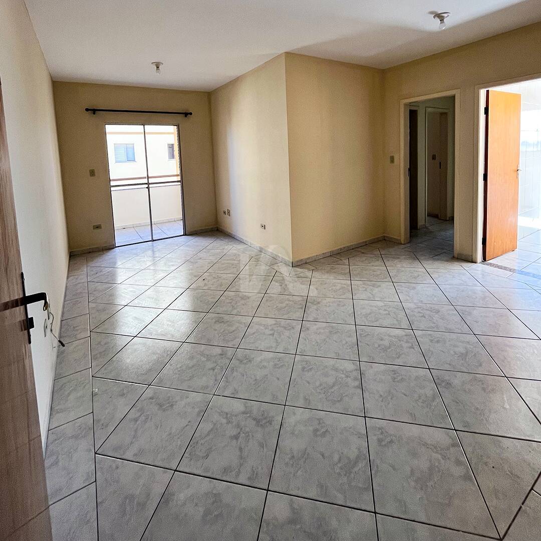 Apartamento à venda com 2 quartos, 74m² - Foto 1