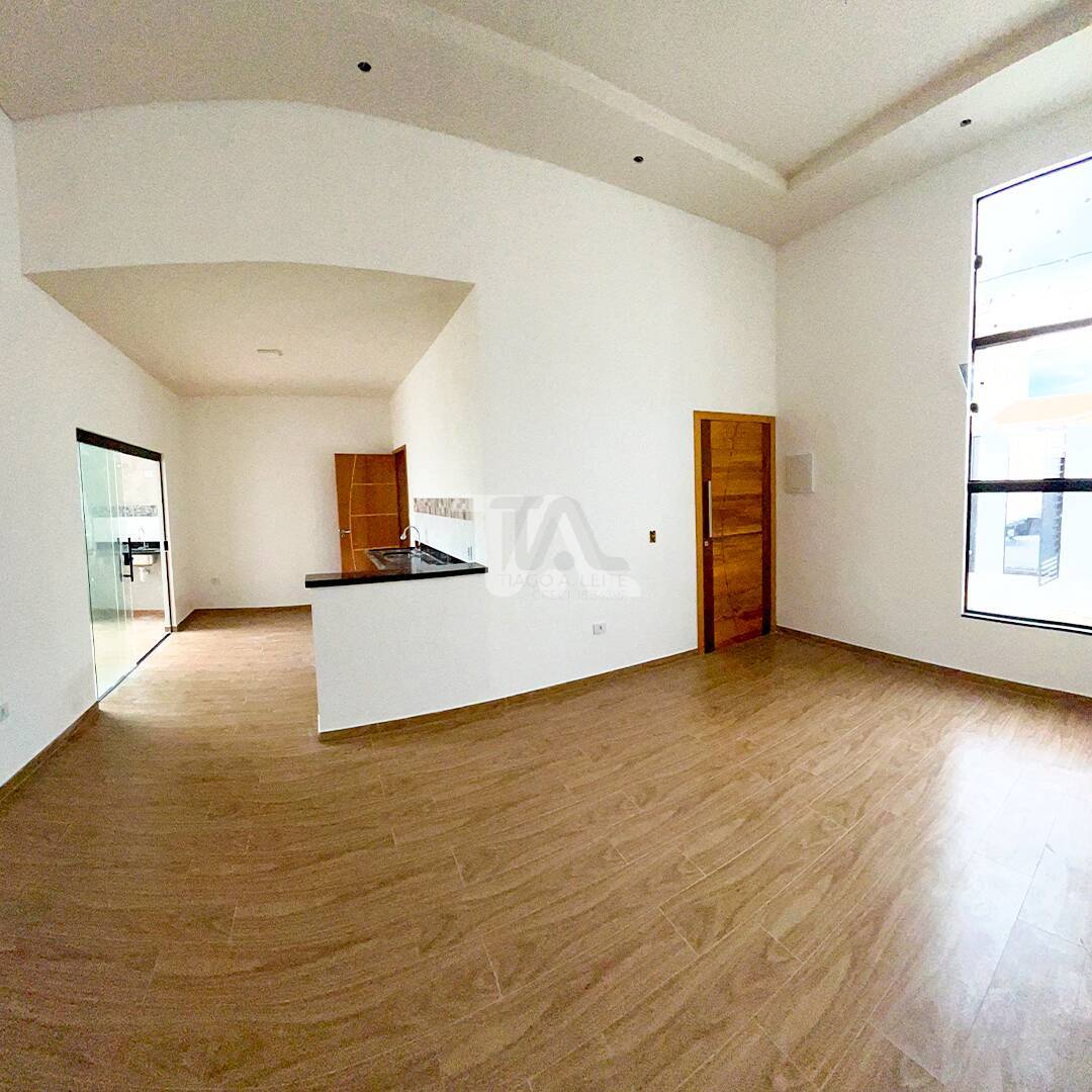 Casa à venda com 3 quartos, 100m² - Foto 3