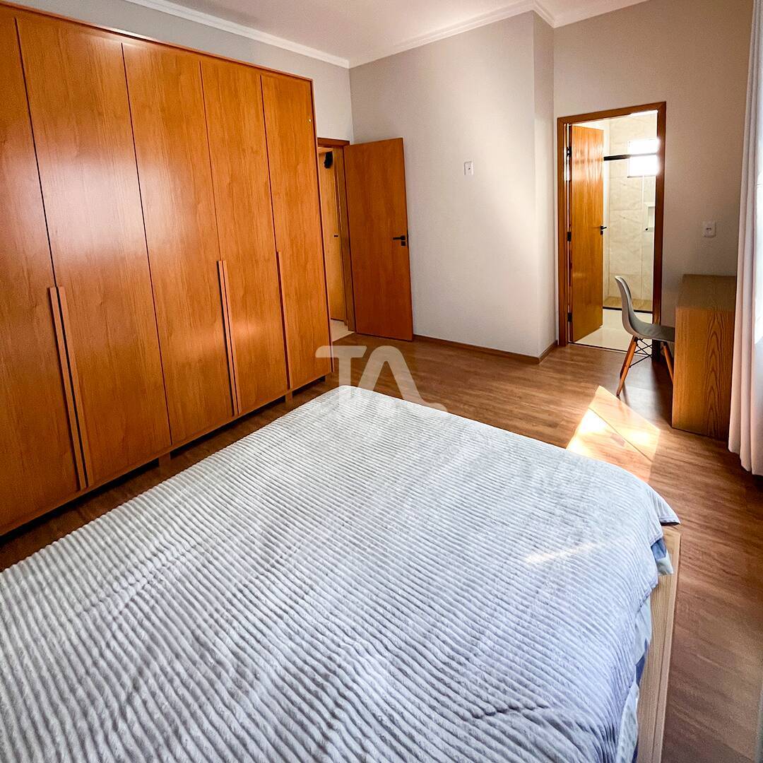 Casa à venda com 3 quartos, 125m² - Foto 11