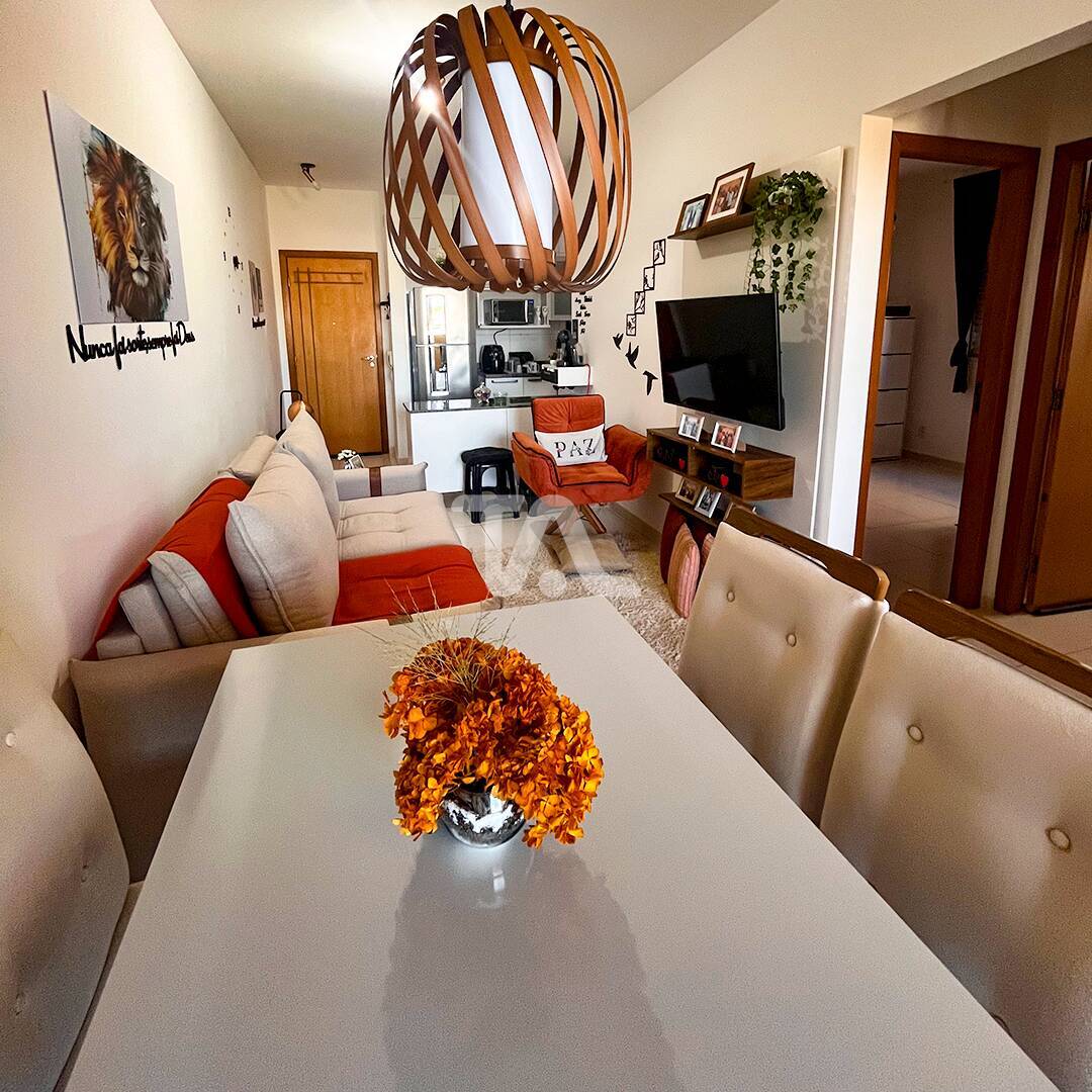 Apartamento à venda com 2 quartos, 72m² - Foto 3