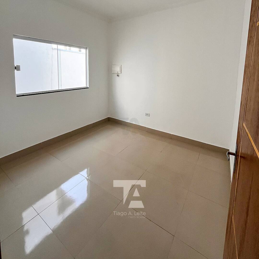 Casa à venda com 3 quartos, 74m² - Foto 7