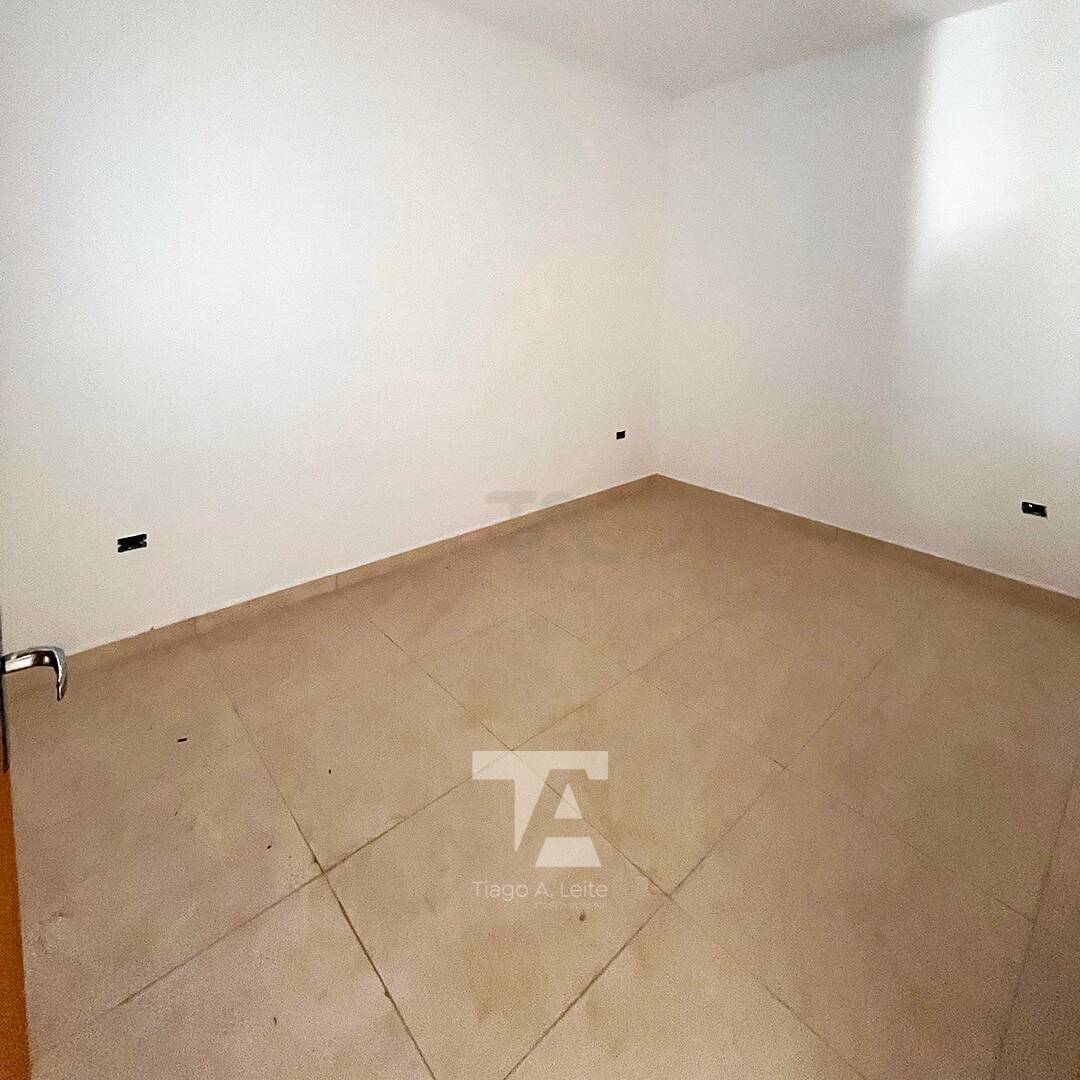Casa à venda com 2 quartos, 68m² - Foto 6
