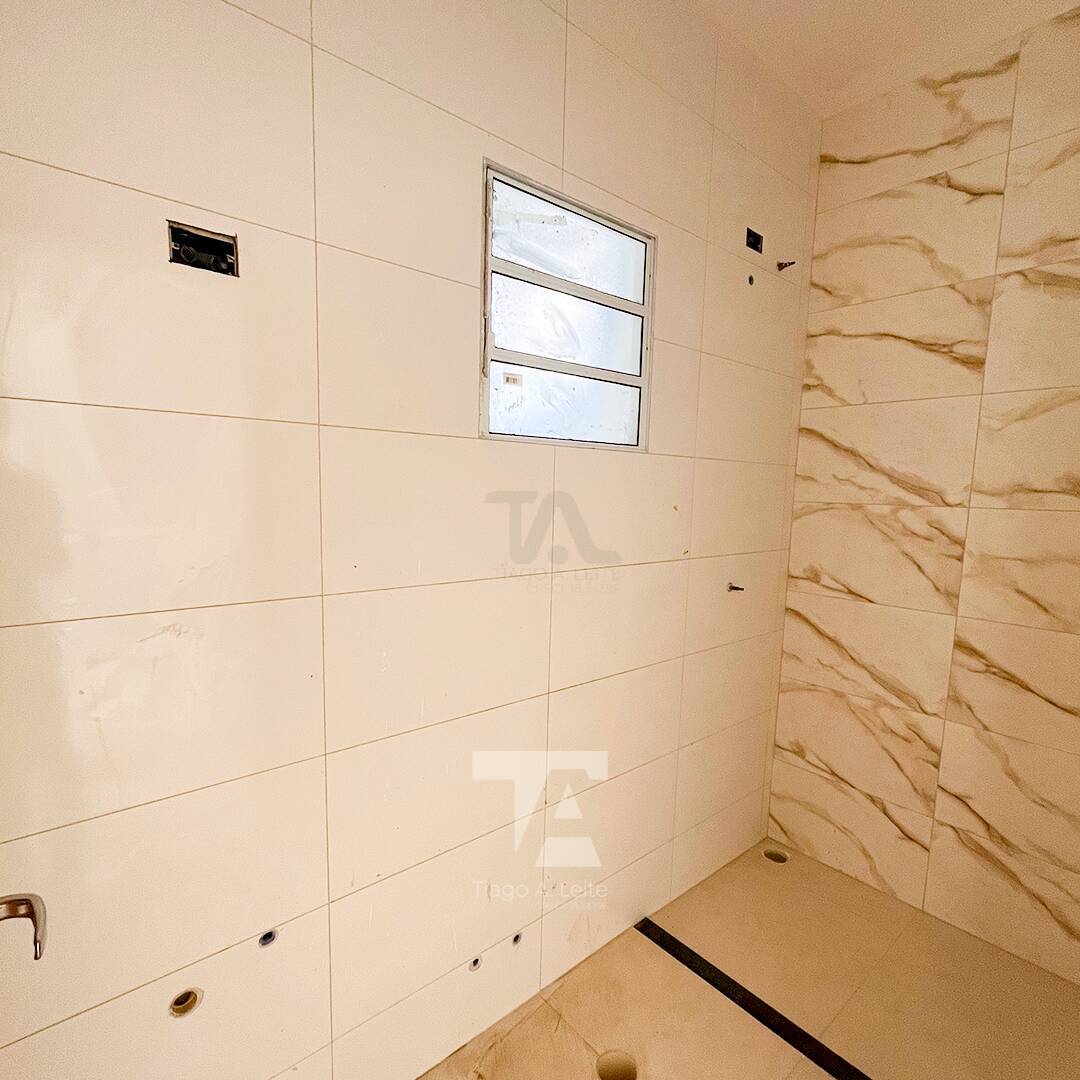 Casa à venda com 2 quartos, 68m² - Foto 7