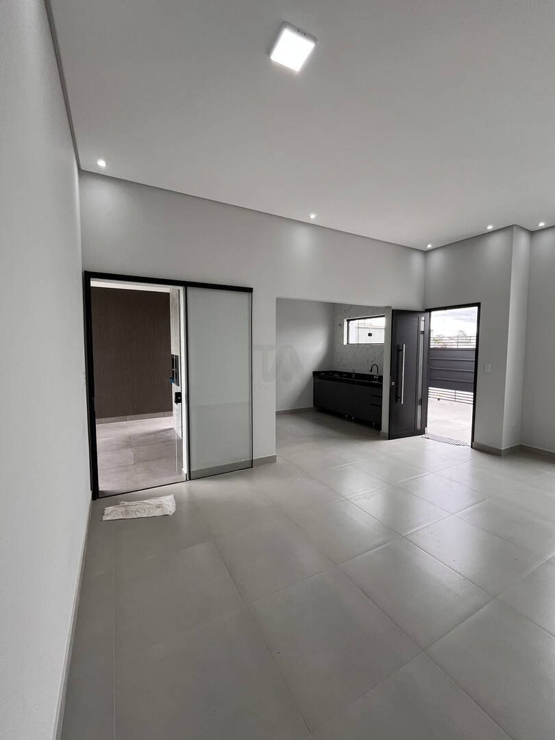 Casa à venda com 3 quartos, 103m² - Foto 5