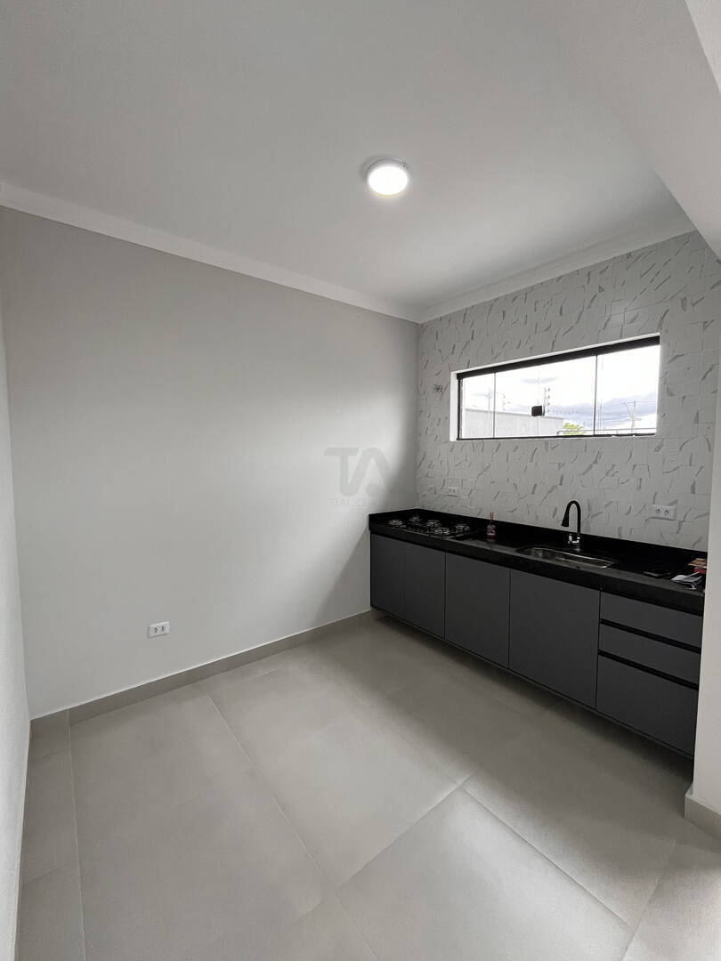 Casa à venda com 3 quartos, 103m² - Foto 8
