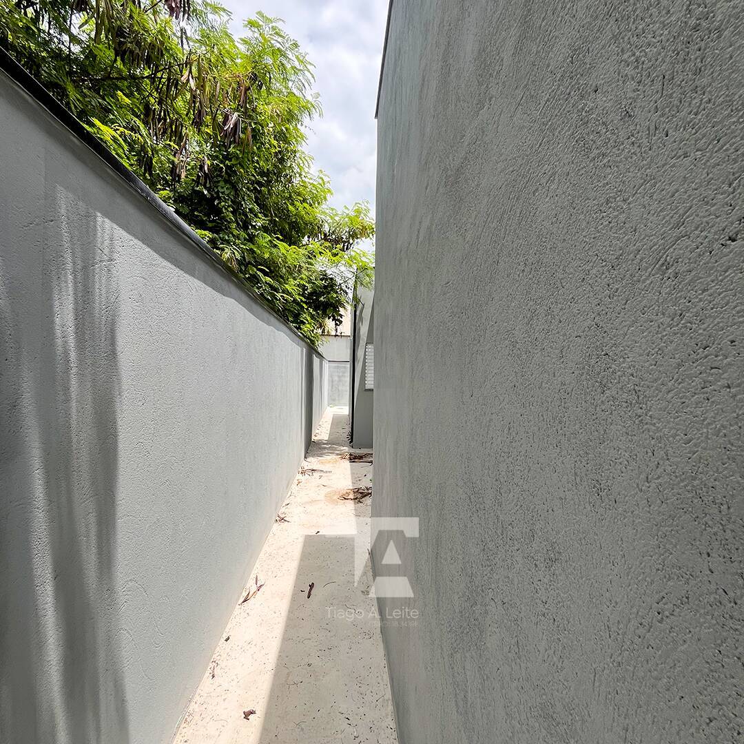 Casa à venda com 2 quartos, 65m² - Foto 10