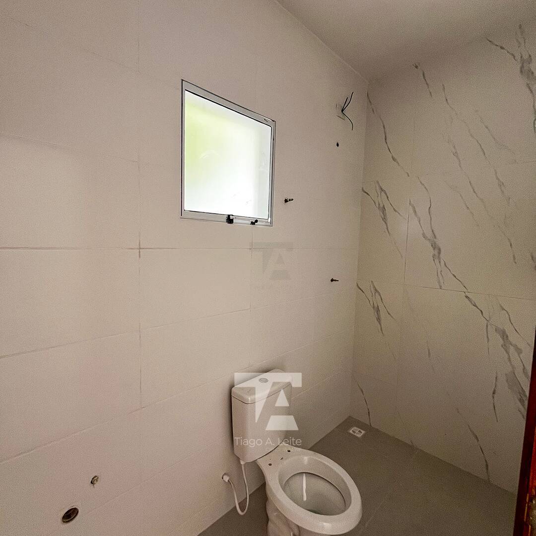 Casa à venda com 2 quartos, 65m² - Foto 5