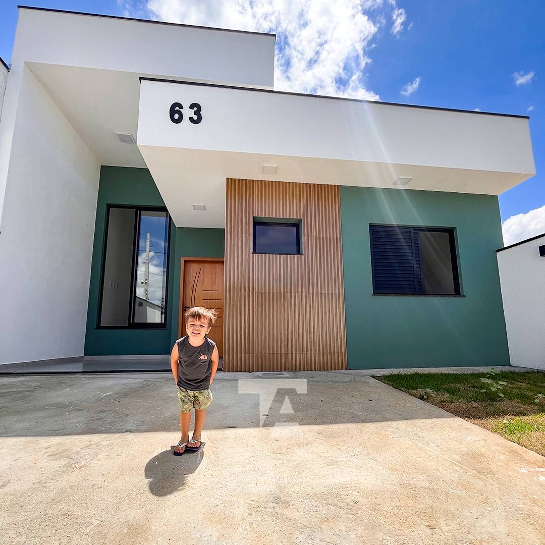 Casa à venda com 3 quartos, 96m² - Foto 2