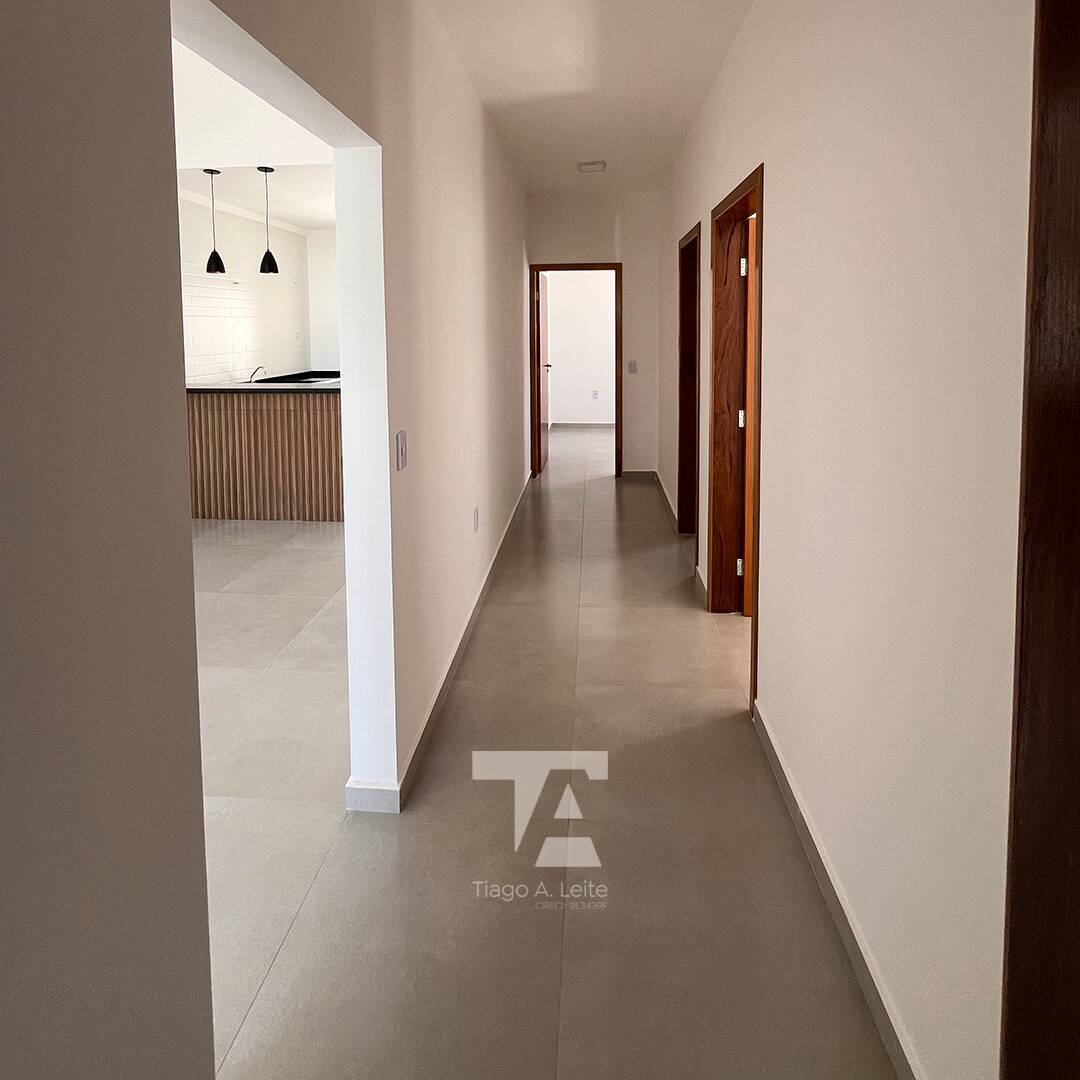Casa à venda com 3 quartos, 96m² - Foto 3