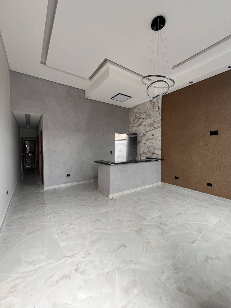 Casa à venda com 2 quartos, 63m² - Foto 4