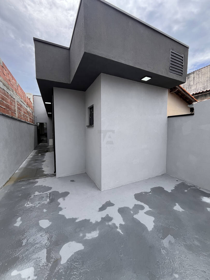 Casa à venda com 2 quartos, 63m² - Foto 10