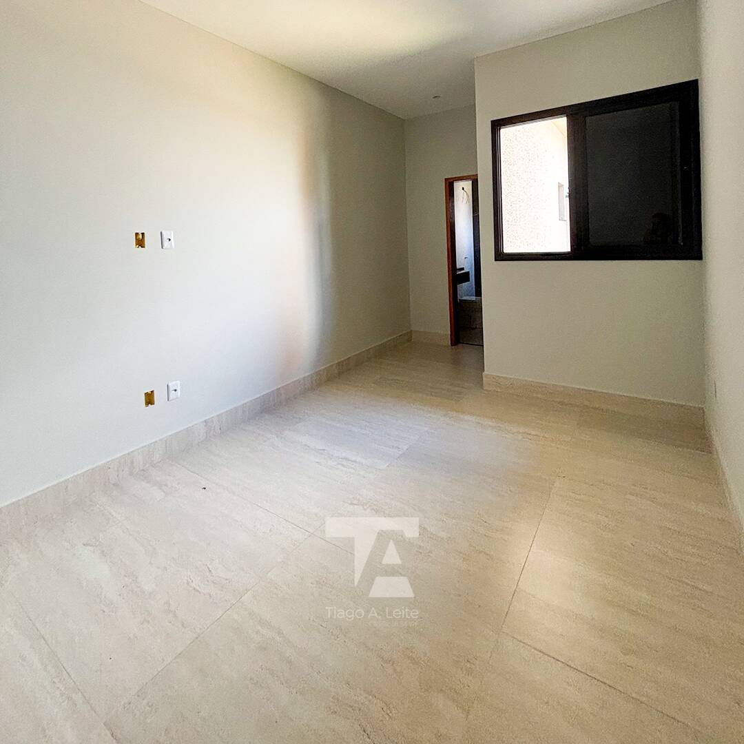 Casa à venda com 3 quartos, 99m² - Foto 12