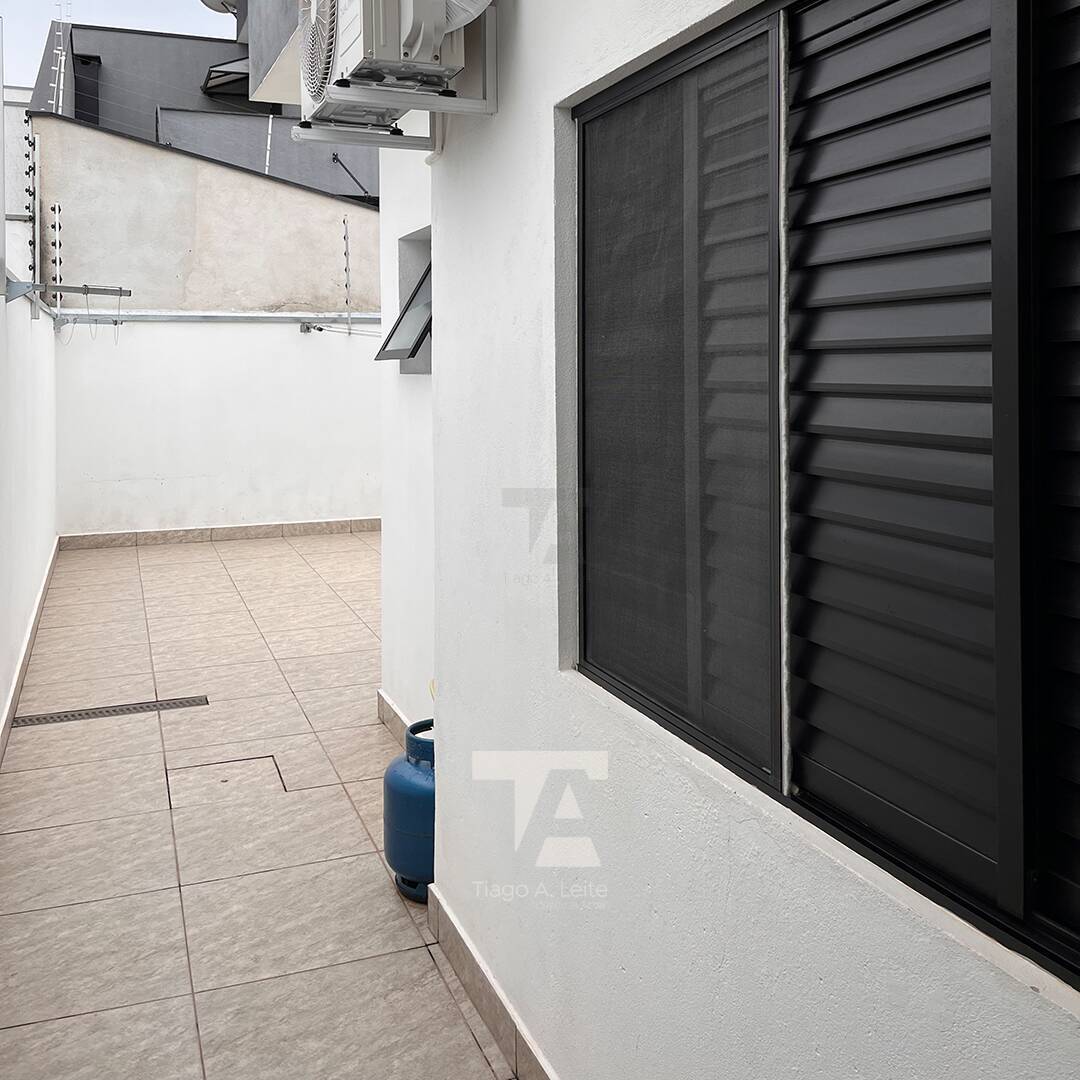 Casa à venda com 3 quartos, 96m² - Foto 13