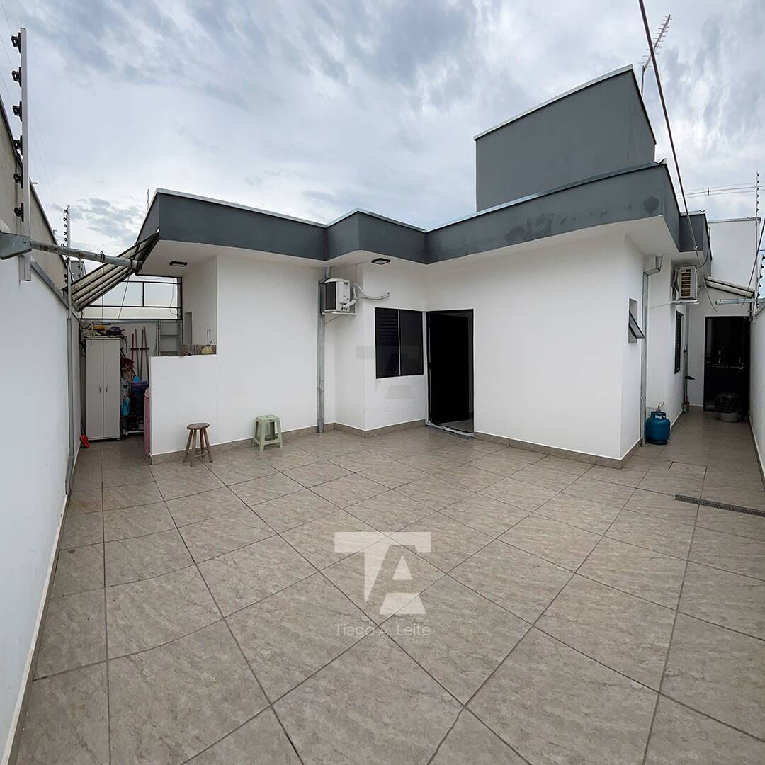 Casa à venda com 3 quartos, 96m² - Foto 12