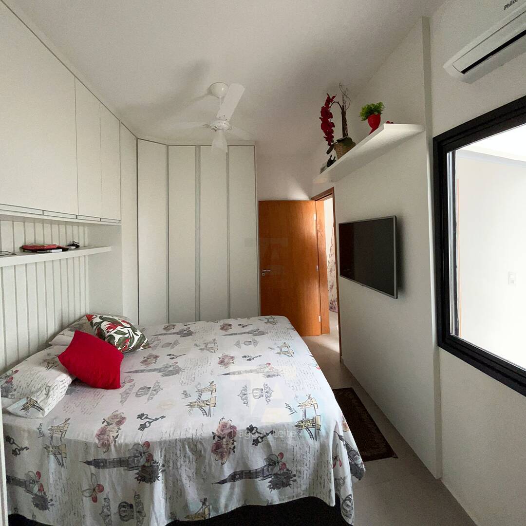 Casa à venda com 3 quartos, 96m² - Foto 11