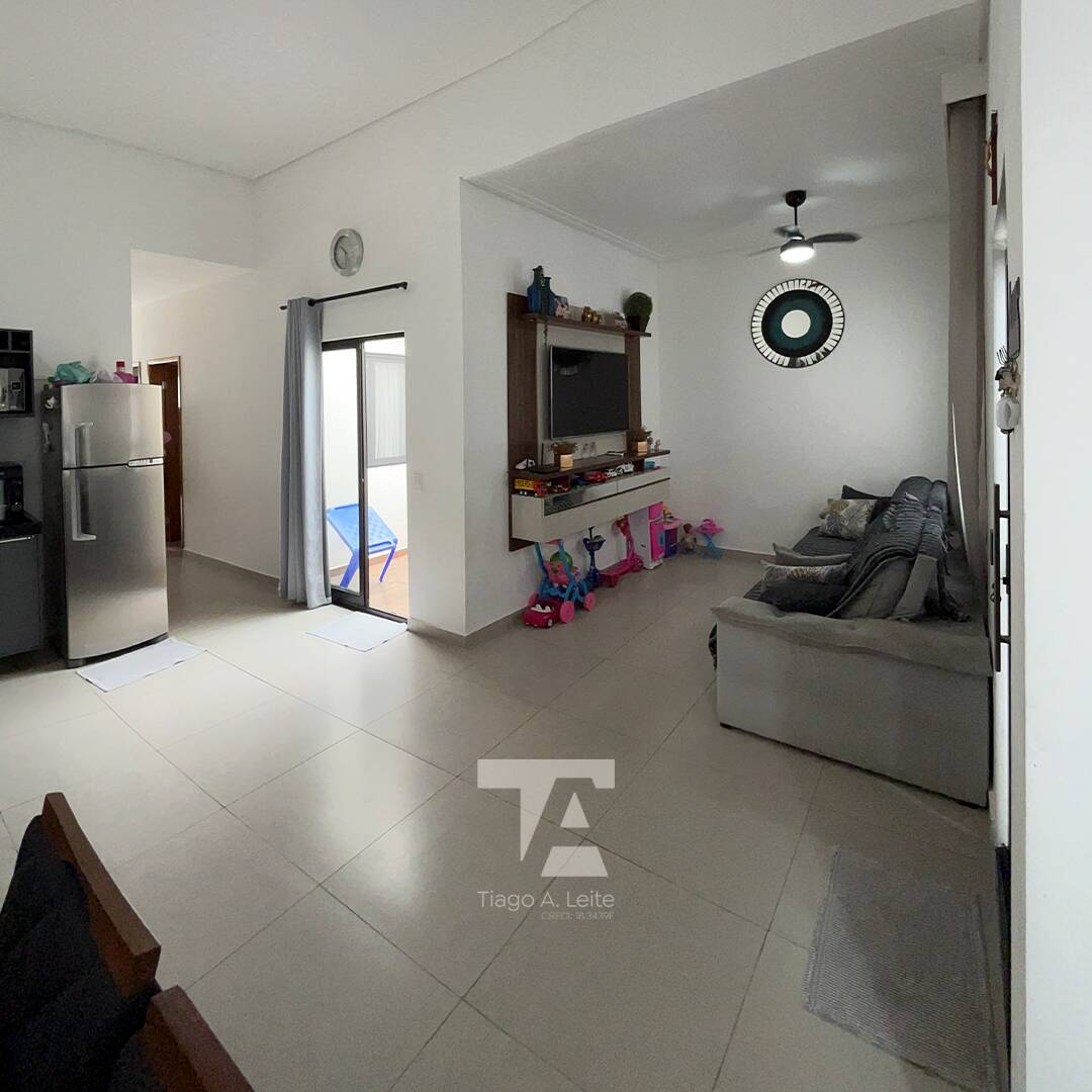 Casa à venda com 3 quartos, 96m² - Foto 4