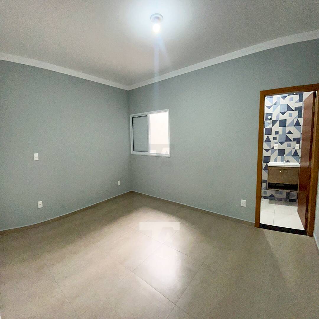 Casa à venda com 2 quartos, 69m² - Foto 7
