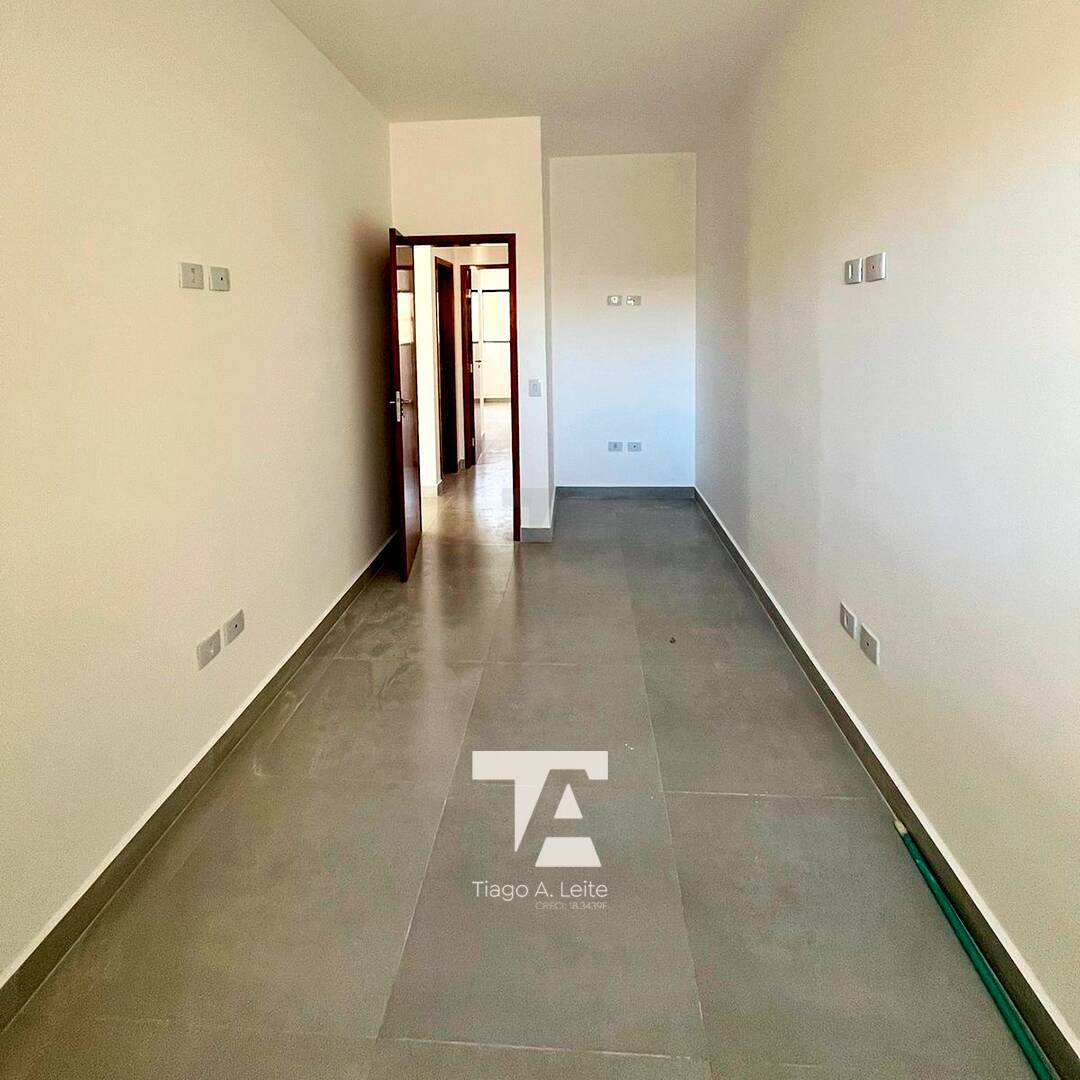 Casa à venda com 2 quartos, 75m² - Foto 6